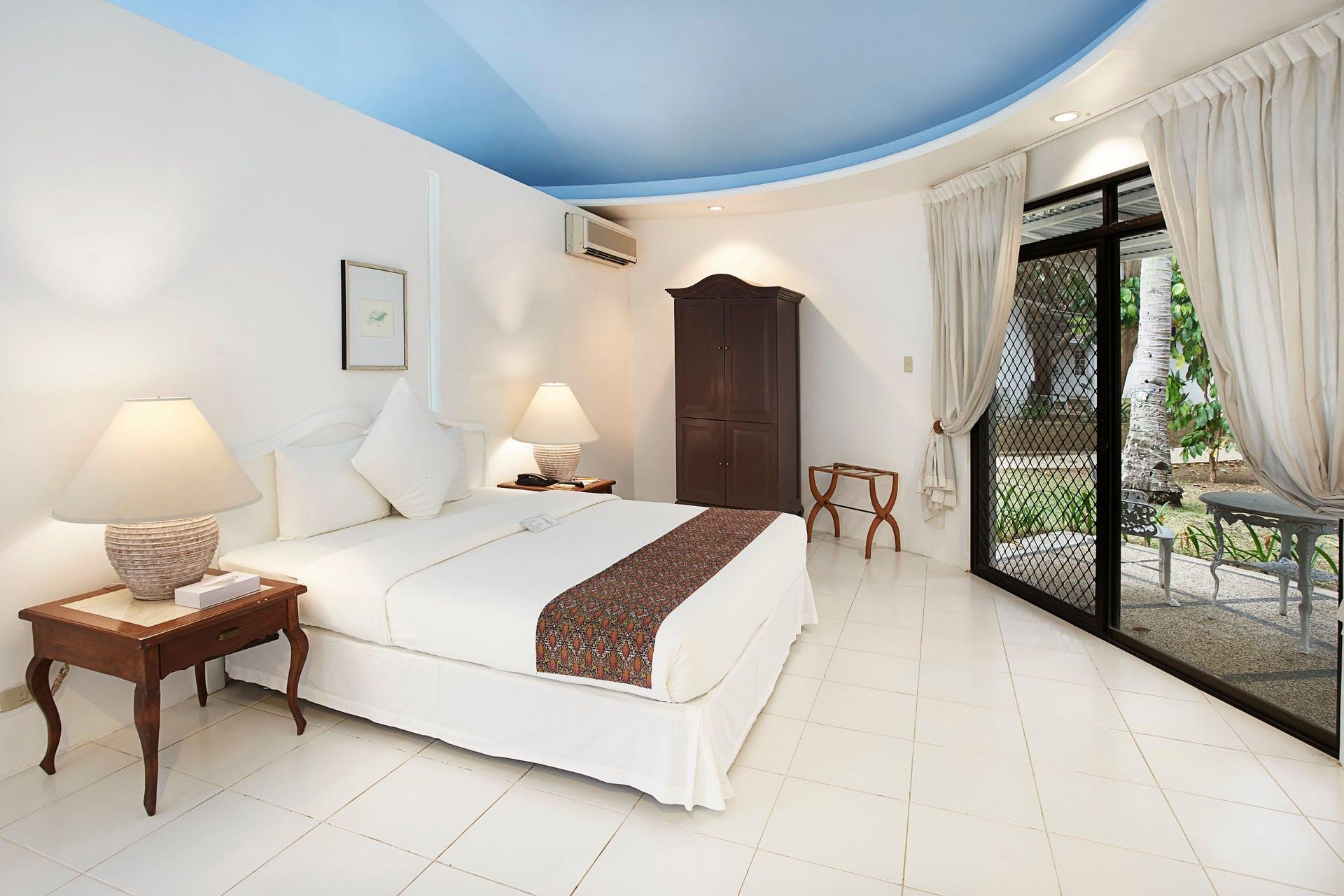Cordova Reef Village Resort Lapu-Lapu City Exterior photo