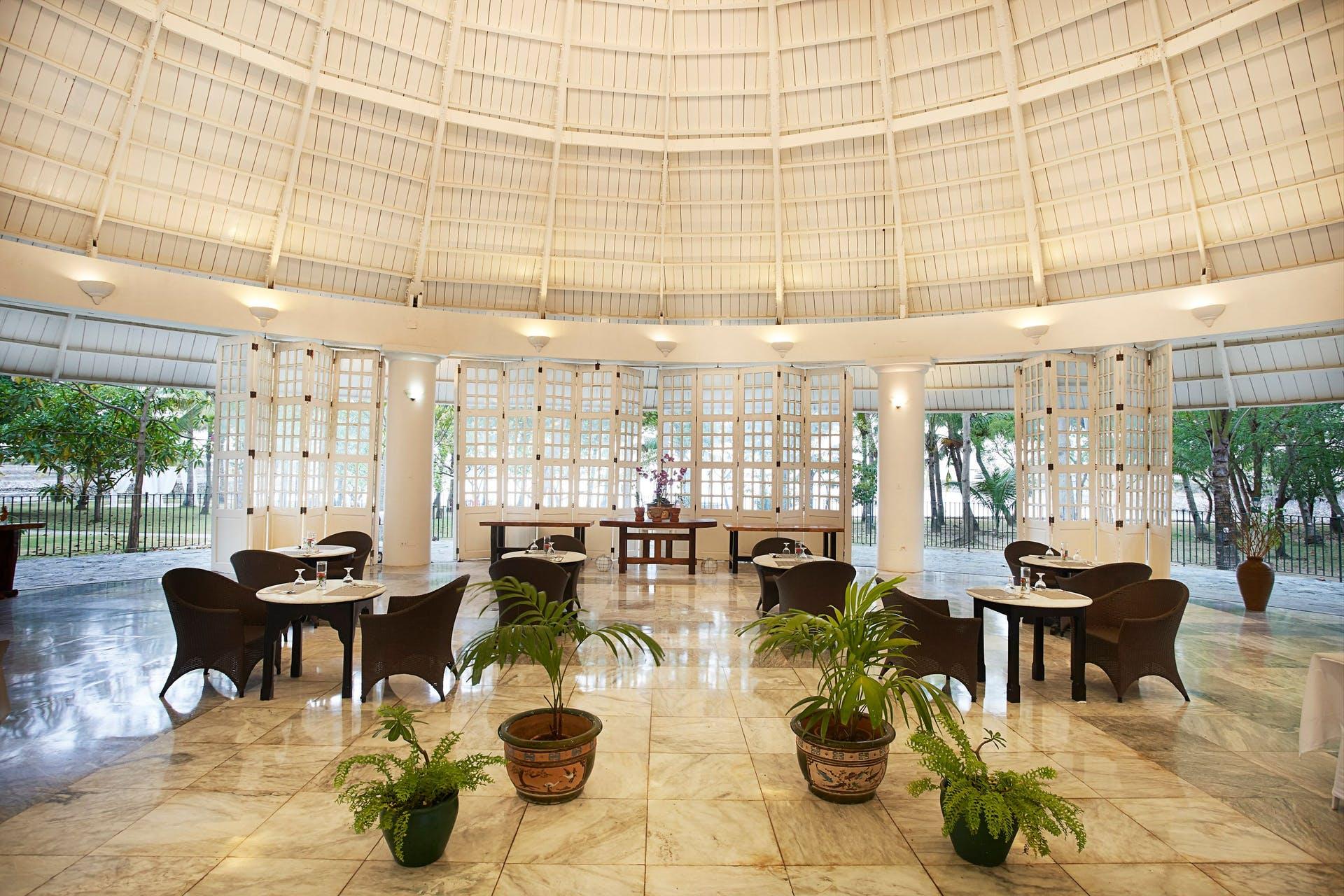 Cordova Reef Village Resort Lapu-Lapu City Exterior photo