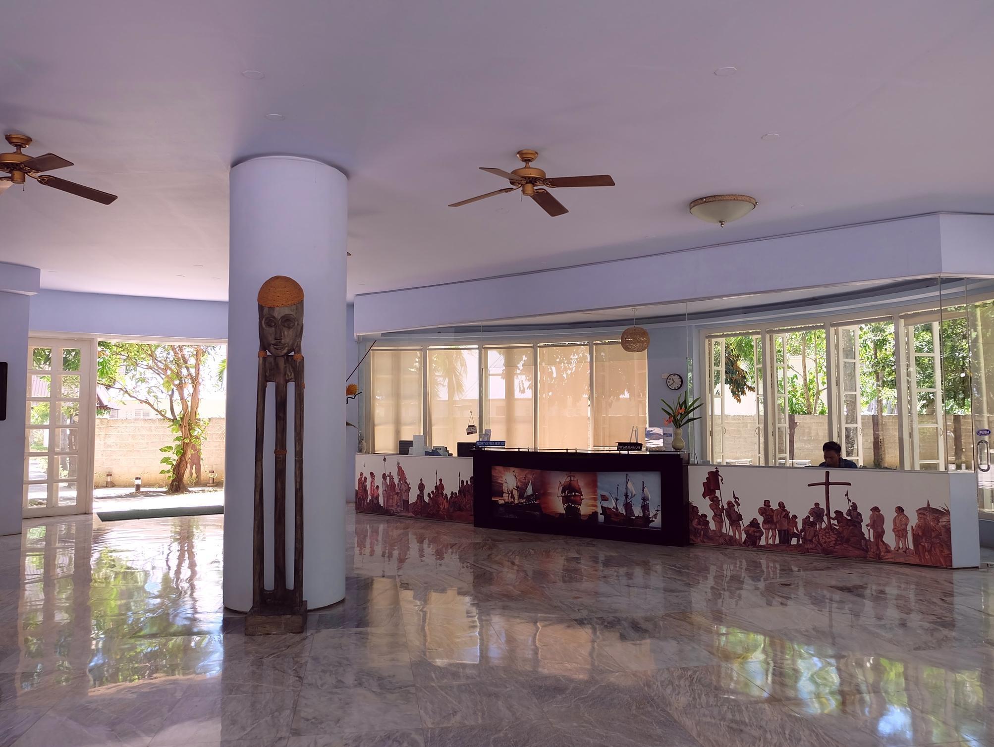 Cordova Reef Village Resort Lapu-Lapu City Exterior photo