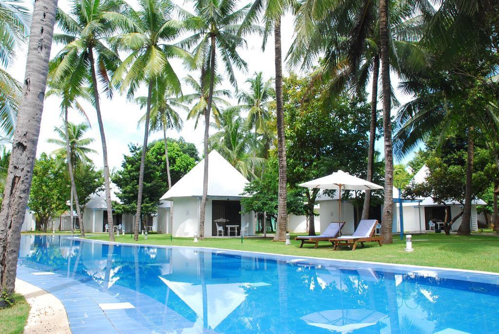 Cordova Reef Village Resort Lapu-Lapu City Exterior photo