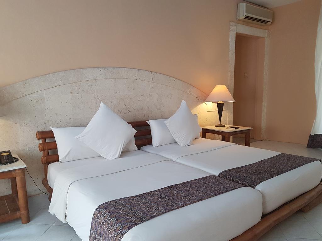 Cordova Reef Village Resort Lapu-Lapu City Exterior photo