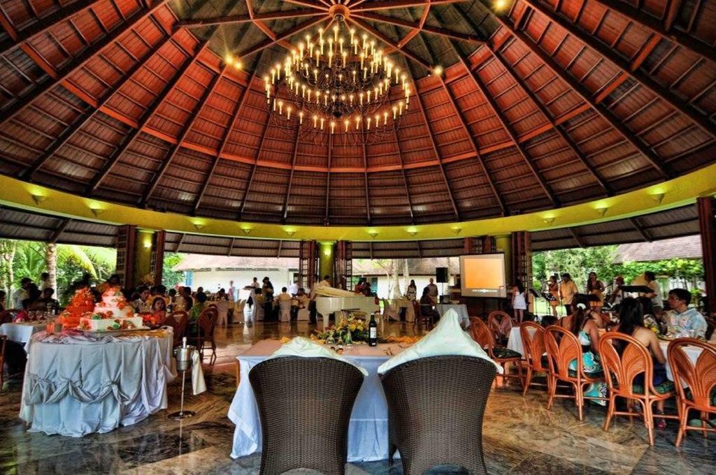 Cordova Reef Village Resort Lapu-Lapu City Exterior photo