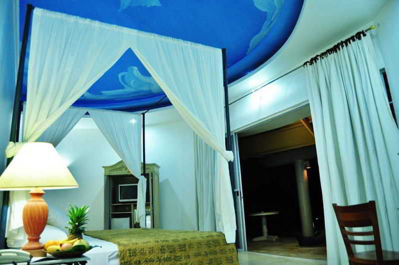 Cordova Reef Village Resort Lapu-Lapu City Exterior photo